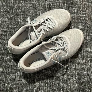 Men’s Size 10.5 Grey Under Armour Shoes